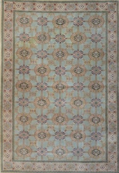 null Original et grand tapis CHINOIS vers 1970
Velours en laine sur fondations en...