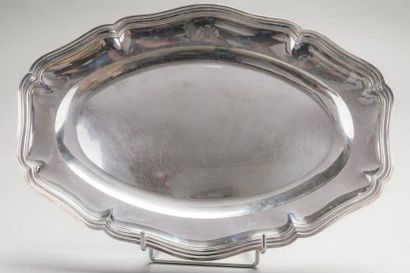 null Oval dish in silver 925°/°°° model nets contours, engraved with a coat of arms...