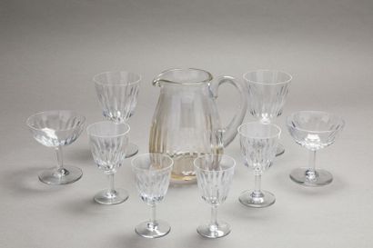 null BACCARAT
Serving part of cut crystal glasses model "Cassino" including:
- Broc
-...