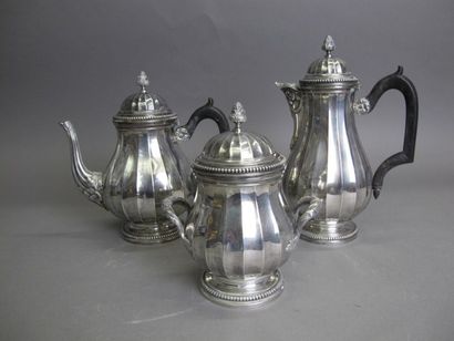 null Coffee and tea set in 950°/°° silver with cut-edge motifs, leaf staples, bead...