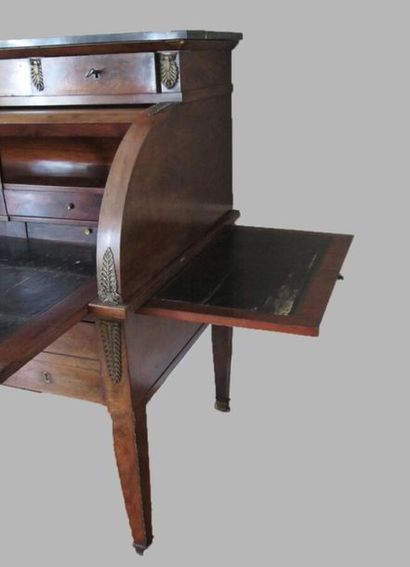 null Large mahogany and mahogany veneered cylinder desk, the cylinder reveals three...