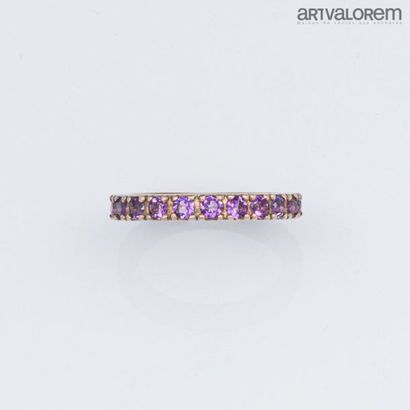 null American" silver 925°/°°° silver and amethyst alliance.
TDD: 52
Gross weight:...