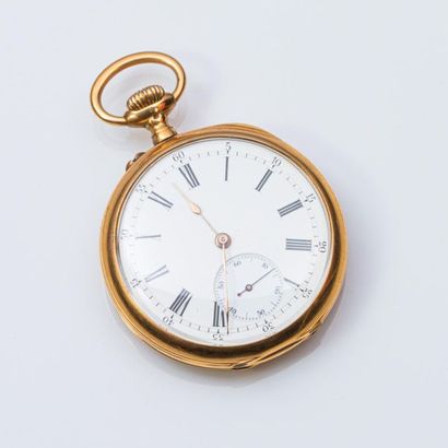 null Gusset watch in 750°/°° yellow gold, white enamelled dial with Roman numerals...