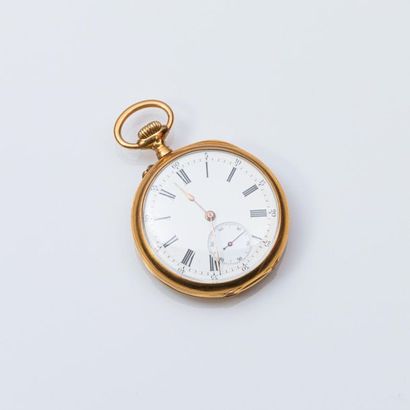 null Gusset watch in 750°/°° yellow gold, white enamelled dial with Roman numerals...