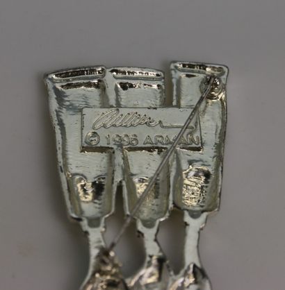 null ARMAN (1928-2005)

Edition brooch year 1996 in silver plated metal and polychrome...