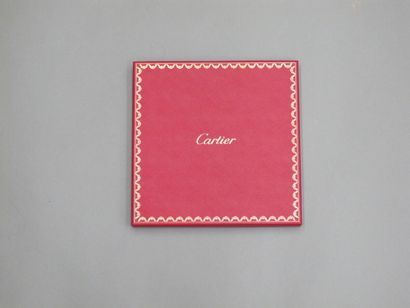 null CARTIER 

Silk square printed with a leopard and the emblematic panther motif,...