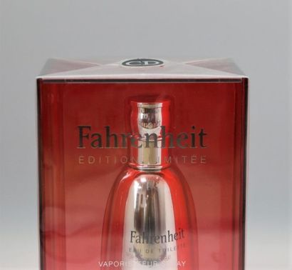 null Christian Dior - "Farenheit". 
Flacon édition limitée contenant 50 ml d'eau...