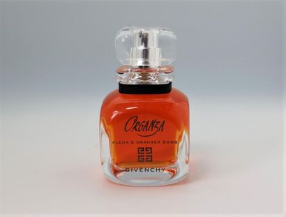 null Givenchy - "Organza Fleur d'Oranger 2006"
Flacon contenant 60 ml de Nabeul.