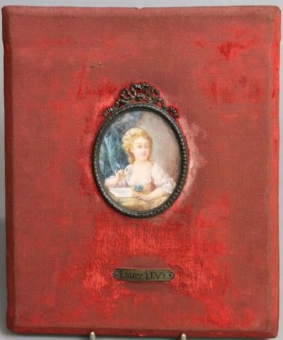 null Miniature ovale, portrait de femme écrivant une lettre dans le goût du XVIIIème...