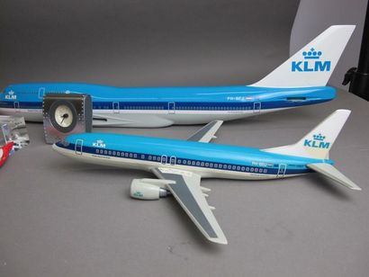 null Lot d'avions d'agence à monter des Compagnies Qantas - KLM, ALitalia, Boeing...