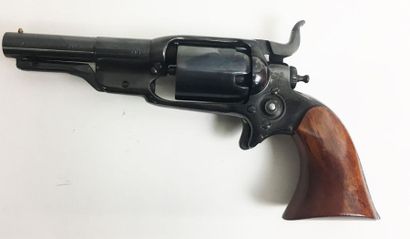 null Revolver à poudre noire marque Colt Root calibre 31,
Fabrication moderne, 
Etat...