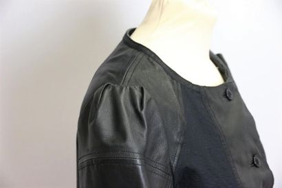 null Vanessa BRUNO
Jacket in black leather and black embossed cotton, button front,...