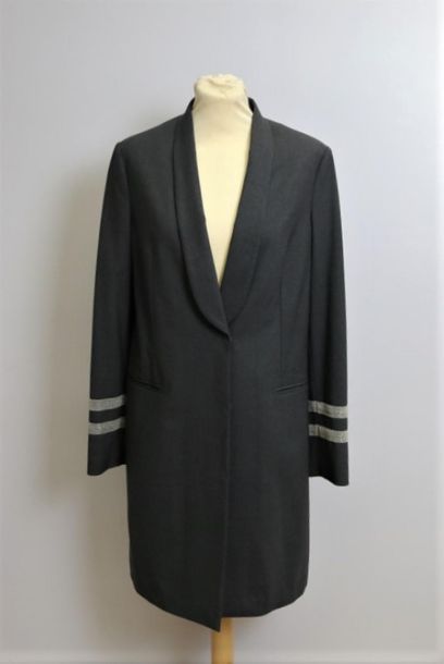null Brunello CUCINELLI
Straight coat in anthracite grey wool-blend with long shawl...