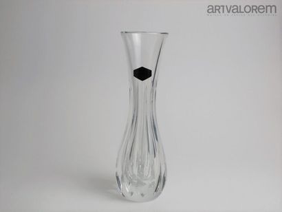 null SAINT-LOUIS
Vase soliflore en cristal taillé. Marqué
h. 25,5 cm
(bon état)