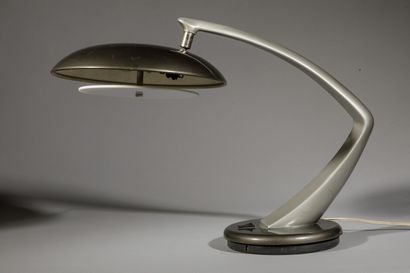 null FASE

Boomerang" model lamp in two-tone grey lacquered metal with curved shaft...