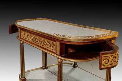 null Middle console in mahogany and mahogany veneer, the top bordered by an openwork...