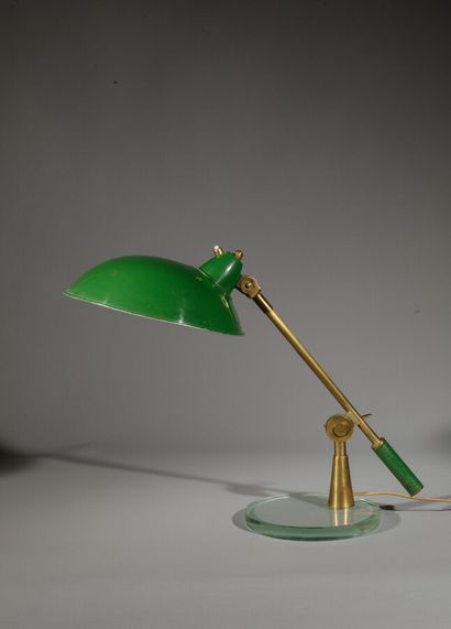 FONTANA ARTE (attribué à)

Lampe à bras orientable...