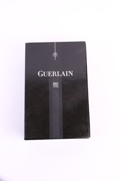 null Guerlain - (2008)

Assortment of 8 booklets recounting the history, heritage...