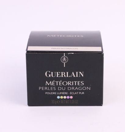null Guerlain - "Meteorites - Pearls of the Dragon" - (years 2010)

Decorated case...