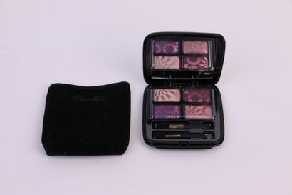null Guerlain - "Ombres Eclat 4 colors" - (years 2010)

Box containing 4 eyeshadows...