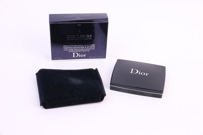 null Christian Dior - "5 Colors - Glowing Gardens" - (years 2010)

Box containing...