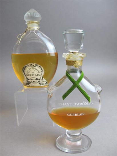 null Guerlain - "Chant d'Arômes" - (1962)

Lot including the "gourd" bottle with...