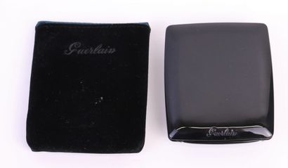 null Guerlain - "Parure de Nuit" - (years 2010)

Powder compact for cheeks and eyes.

(New...