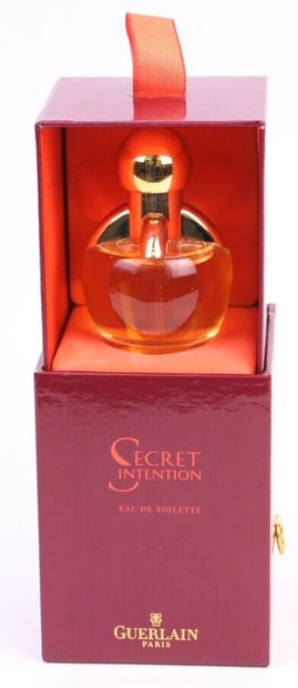 null Guerlain - "Secret Intention" - (years 2000)

Presented in its titled box, spray...