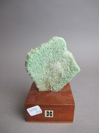 null Three Gypsum Crystals 

Two from Australia, one green, the other brown and 

Mexican...