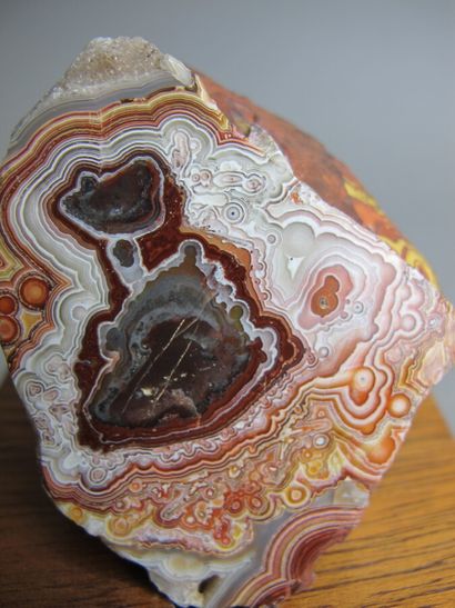 null Mexican Agate Slice 

H. 12 cm high

Polished massive agate from Mexico

H....