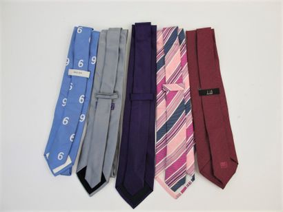 null BREUER - CROSSWORD - BOUVY - DUNHILL

Six cravates en soie uni, bayadère ou...