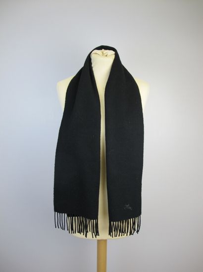 null BURBERRYS

Two cashmere scarves, one black and the other with a beige tartan...