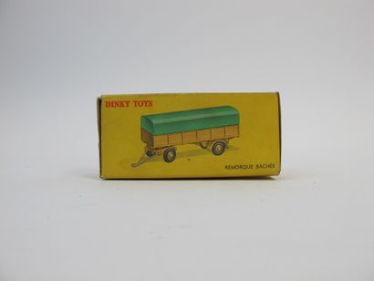 null Dinky Toys France lot of 3 miniatures at 1/43rd of which : Studebaker order...