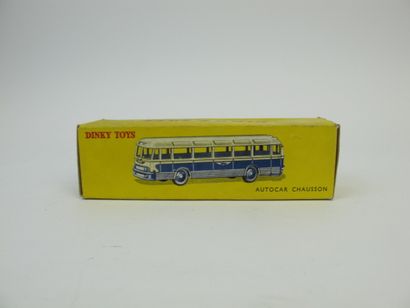 null Dinky Toys France set of 2 miniatures at 1/43rd of which : Peugeot 403 sedan...