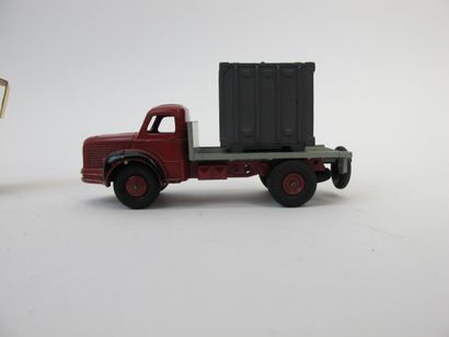 null Dinky Toys France lot of 3 miniatures at 1/43rd of which : Berliet Quarry Tipper...