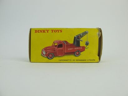 null Dinky Toys France lot de 2 miniatures au 1/43e Dont : Boîte de panneaux de signalisation...