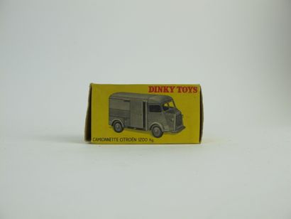 null Dinky Toys France set of 2 miniatures at 1/43rd of which : Van Simca cargo yellow...