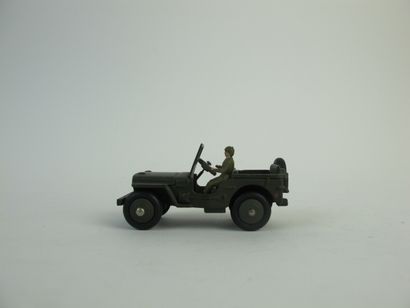 null Dinky toys set of 2 military miniatures in original box including : Military...