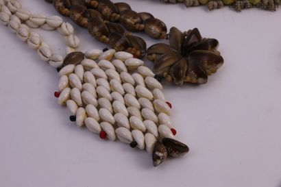null Colliers en Coquillages


Plus de 25 colliers de Polynésie bel assemblage de...