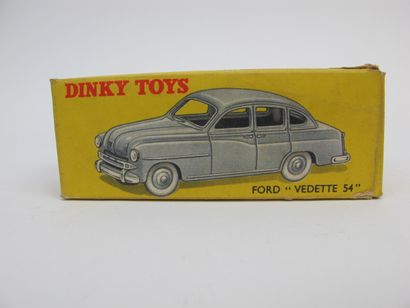 null Dinky Toys France lot of 2 miniatures at 1/ 43rd Of which: reference 24X Ford...