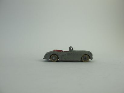 null Lot of miniatures 1/43rd dinky toys in poor condition and condition of use without...
