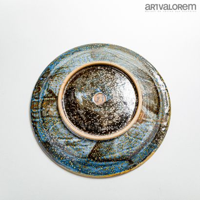 null DEBIEN François (born in 1959)

Round dish in blue shino enamelled stoneware...