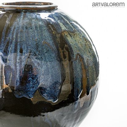 null LANOS Michel (1926-2005)

Important vase ovoïde à col ourlé en grès à décor...