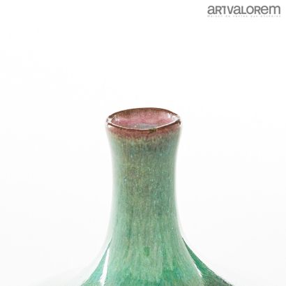 null JACQUES (1926-2008) & DANI (1933-2010) RUELLAND 

Vase dit " Boule " à petit...