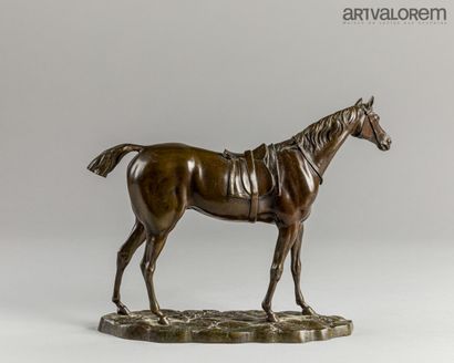 null John WILLIS GOOD (1845-1879). 

Cheval de course sellé. 

Groupe en bronze patine...