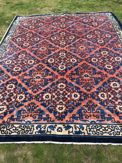 null CHINA 

Wool carpet with polychrome decoration of geometrical patterns, navy...