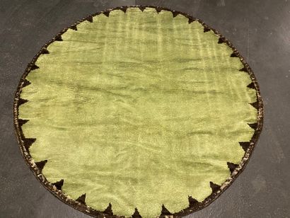 null Leleu carpet (France) round about 1930.

Wool velvet (top of velvet) on cotton...