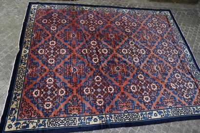null CHINA 

Wool carpet with polychrome decoration of geometrical patterns, navy...