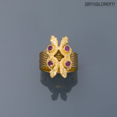 null 
Ilias LALAOUNIS

Ring in yellow gold 750°/°° decorated with four snakes set...