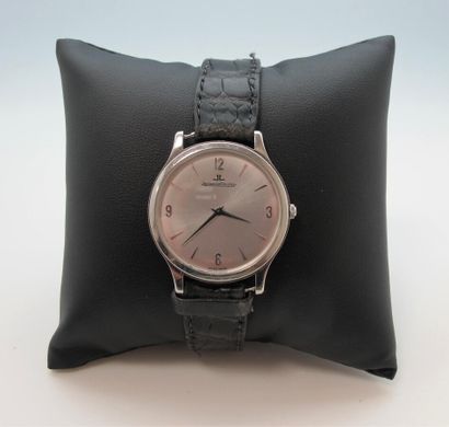 null JAEGER LECOULTRE. MASTER - ULTRA THIN REF. 241 5294), circa 2000

Classic watch,...